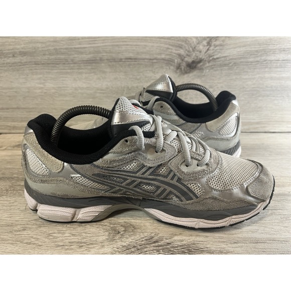ASICS GEL-NYC Running Shoes Sneakers Mens‎ Size 8 Oyster Grey 1201A789-103 - Picture 6 of 8